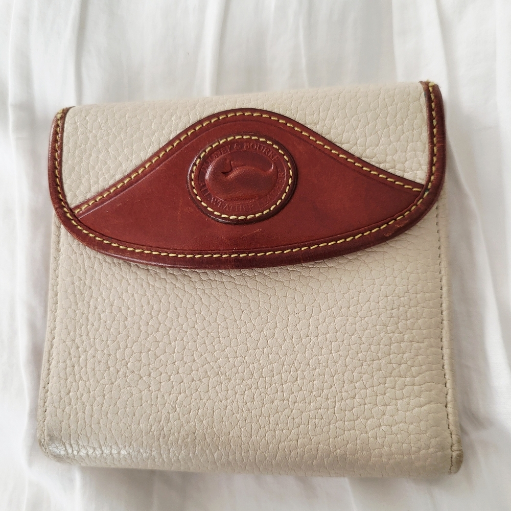 Vintage Dooney & Bourke Pebbled Leather Kisslock Wallet in Cream and Brown